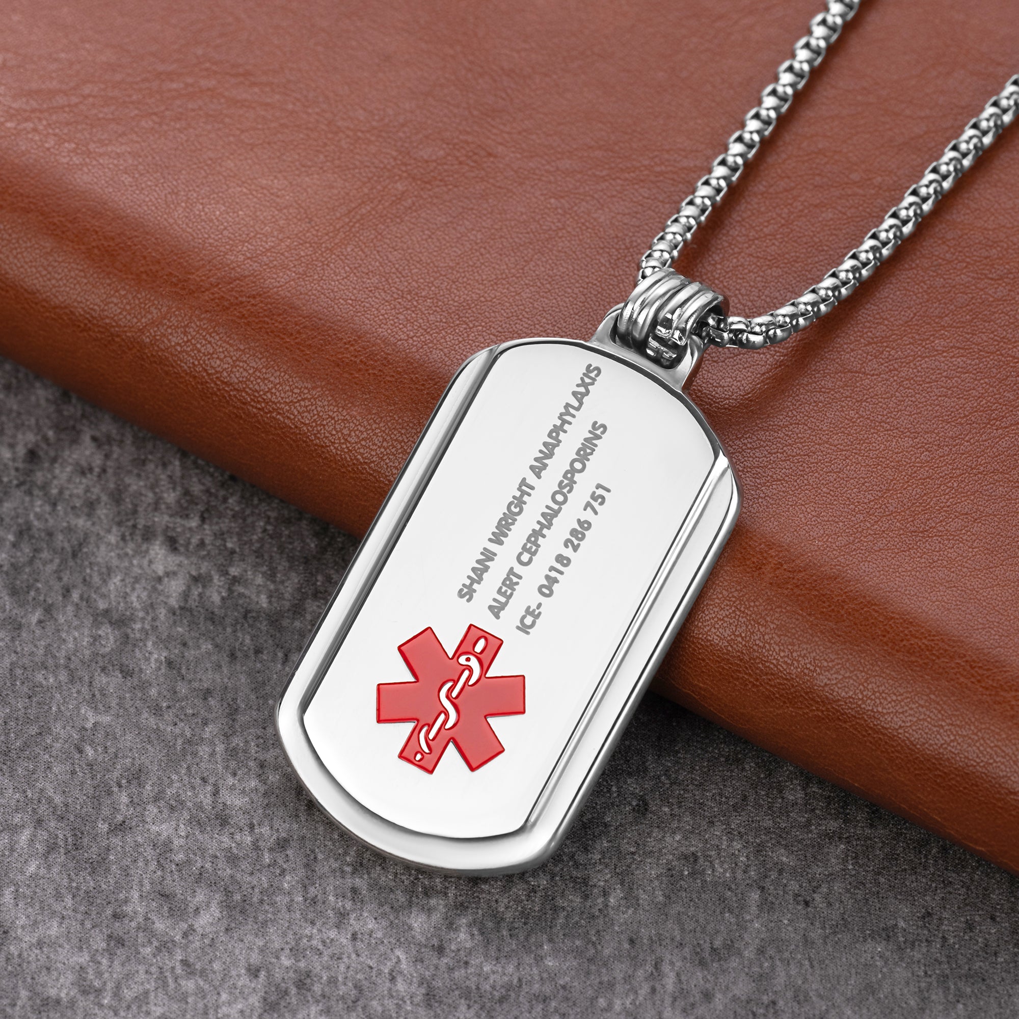 Identificación Personalizada Símbolo de Alerta Médica ID Tag Collar con Textos Grabados Supervivencia en Emergencias Cumpleaños Regalo para Amigos Familia
