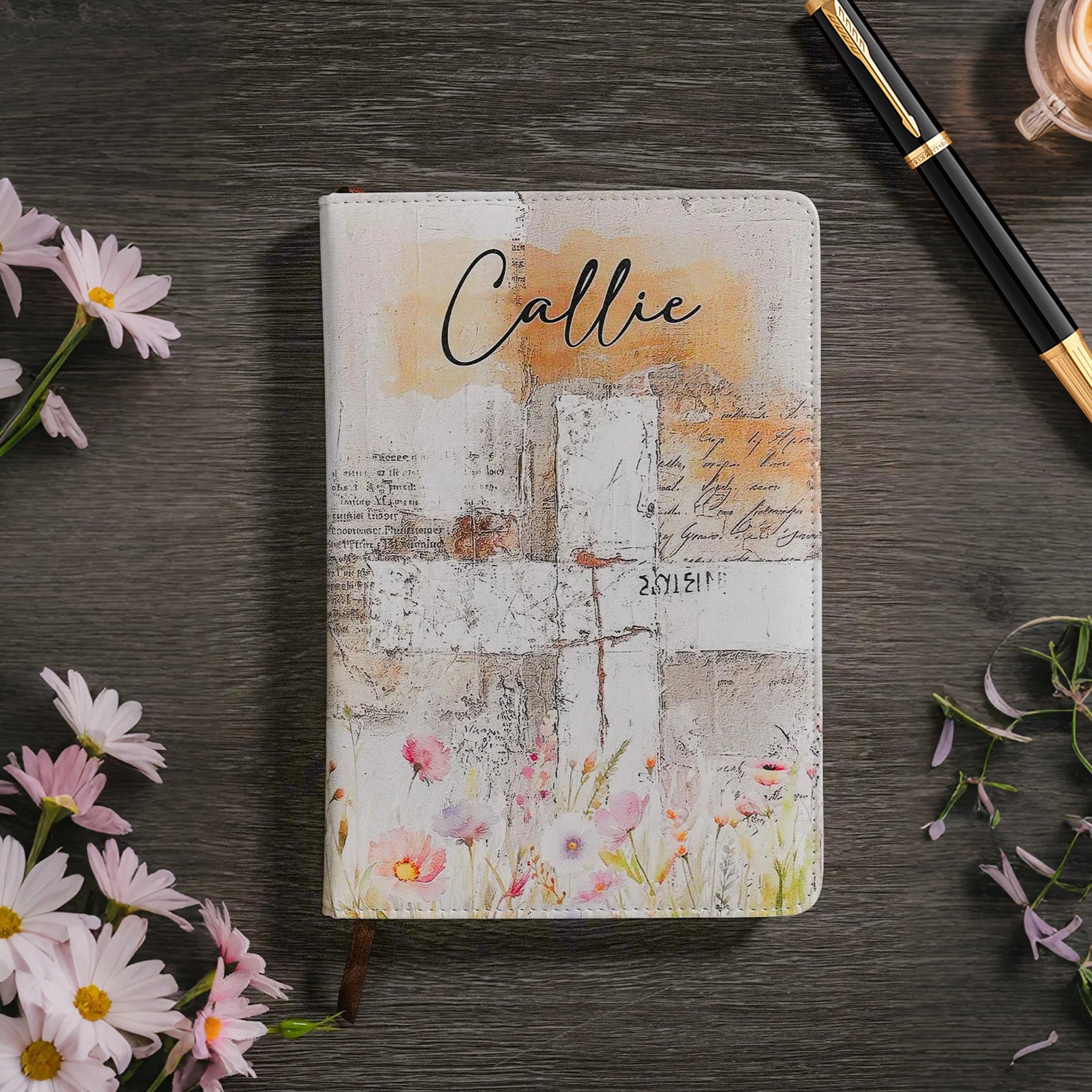 Cuaderno de la iglesia de cuero de la PU de la cruz personalizada de la flor de la acuarela con el nombre y 100 páginas de la línea para el regalo religioso del cumpleaños para el cristiano de las muj