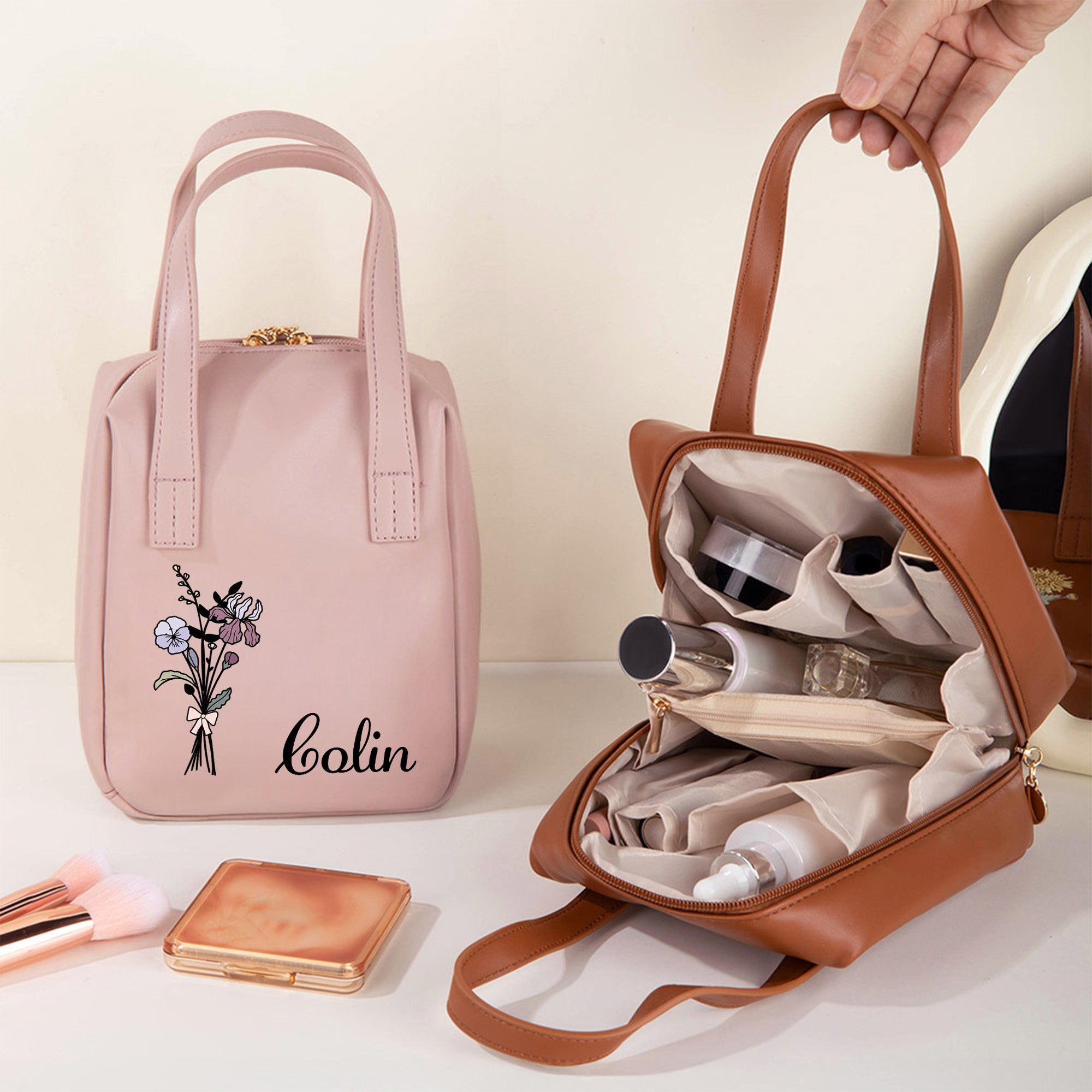 Personalizada Nacimiento Nombre Ramo de flores Bolsa de maquillaje portátil de cuero PU con asa Accesorios de viaje Regalo de cumpleaños para las mujeres