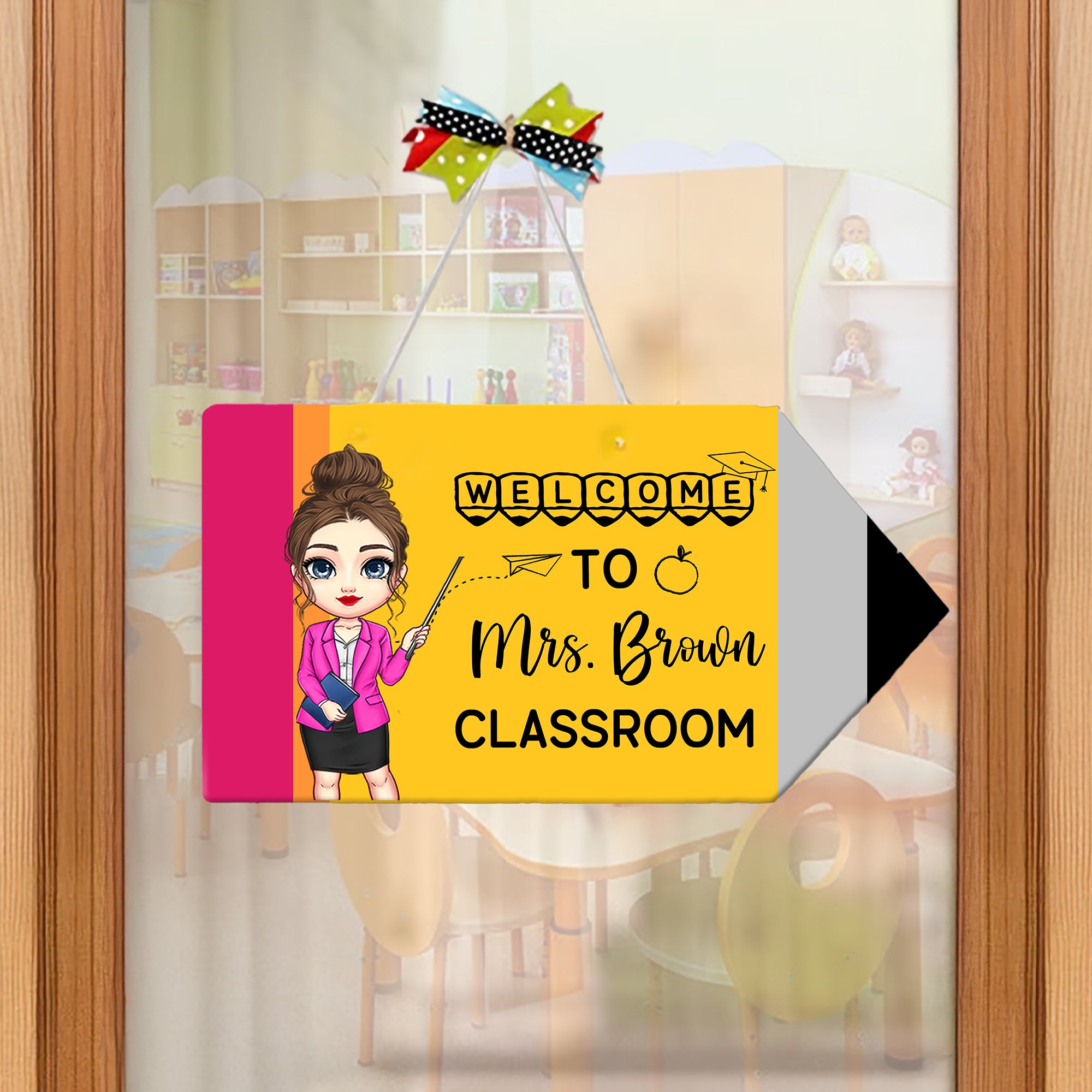 Lápiz personalizado Crayon Cartoon Personaje duradero Bienvenido cartel colgante con texto Apreciación de vuelta a la escuela Regalo para profesores
