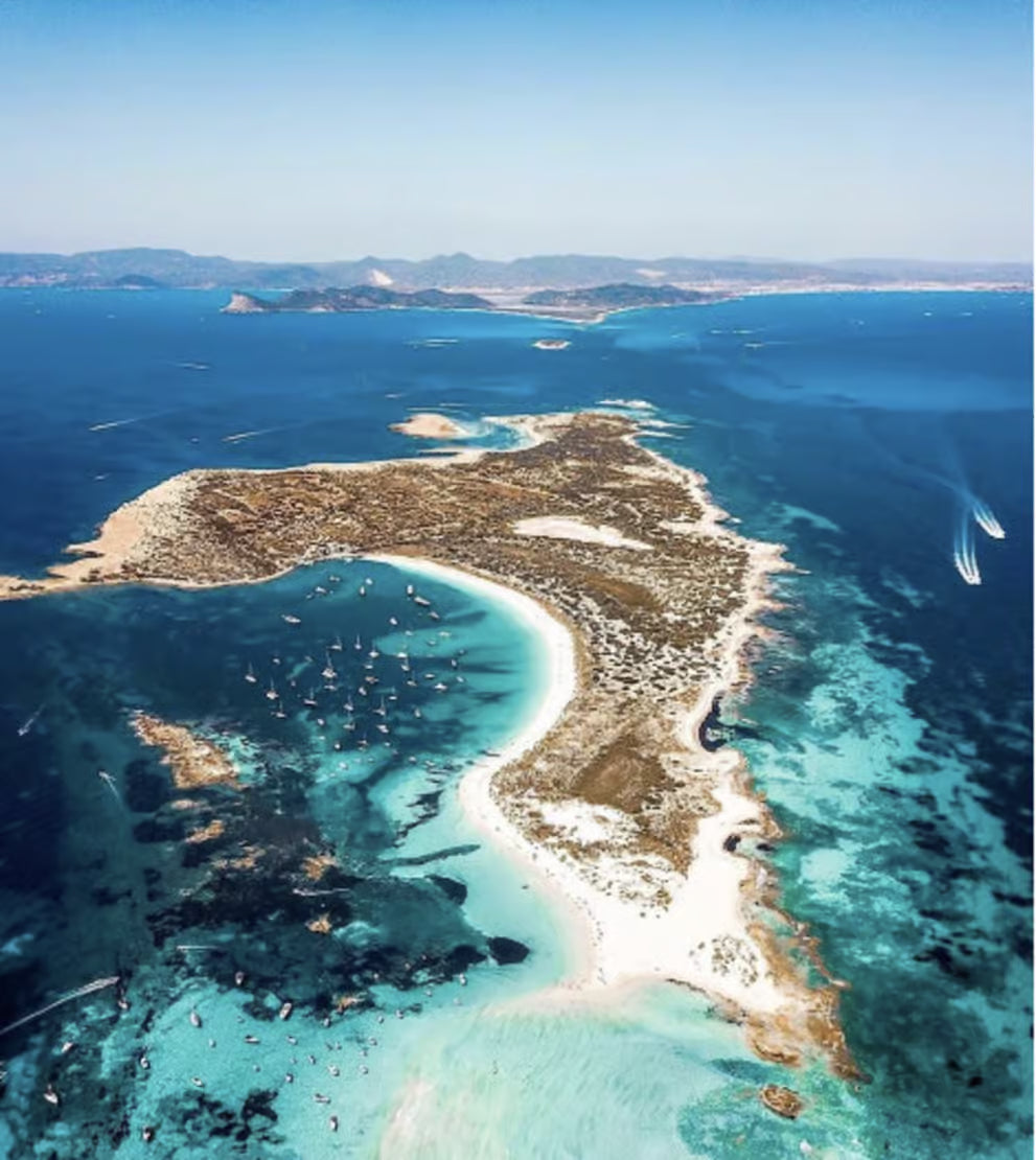 Three Islands in One Day: Es Vedrà, Formentera and Espalmador Tours with Full-Day Food and Drinks, Paella Cooking, Sunset Toasts and Water Toys