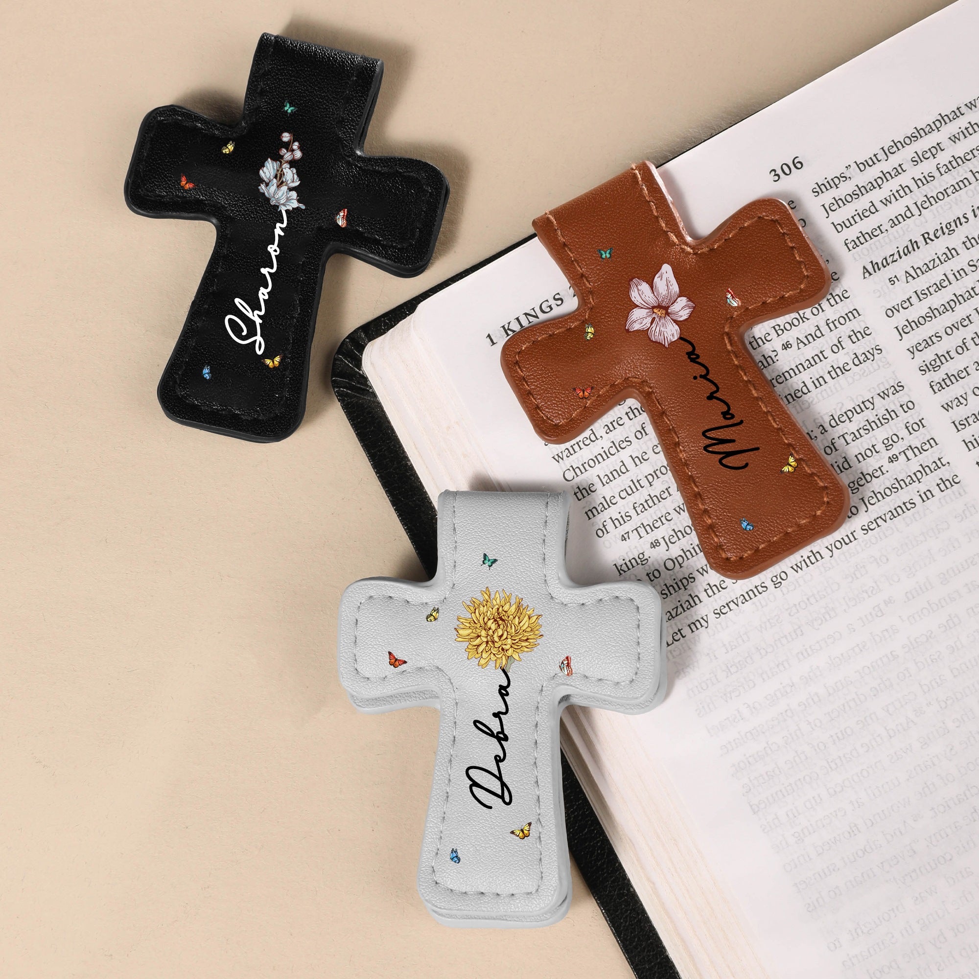Personalizado Mariposa Flor de Nacimiento Cruz de cuero de la PU Marcapáginas magnético Clip Primera Comunión Bautizo Vuelta a la Escuela Regalo para los cristianos