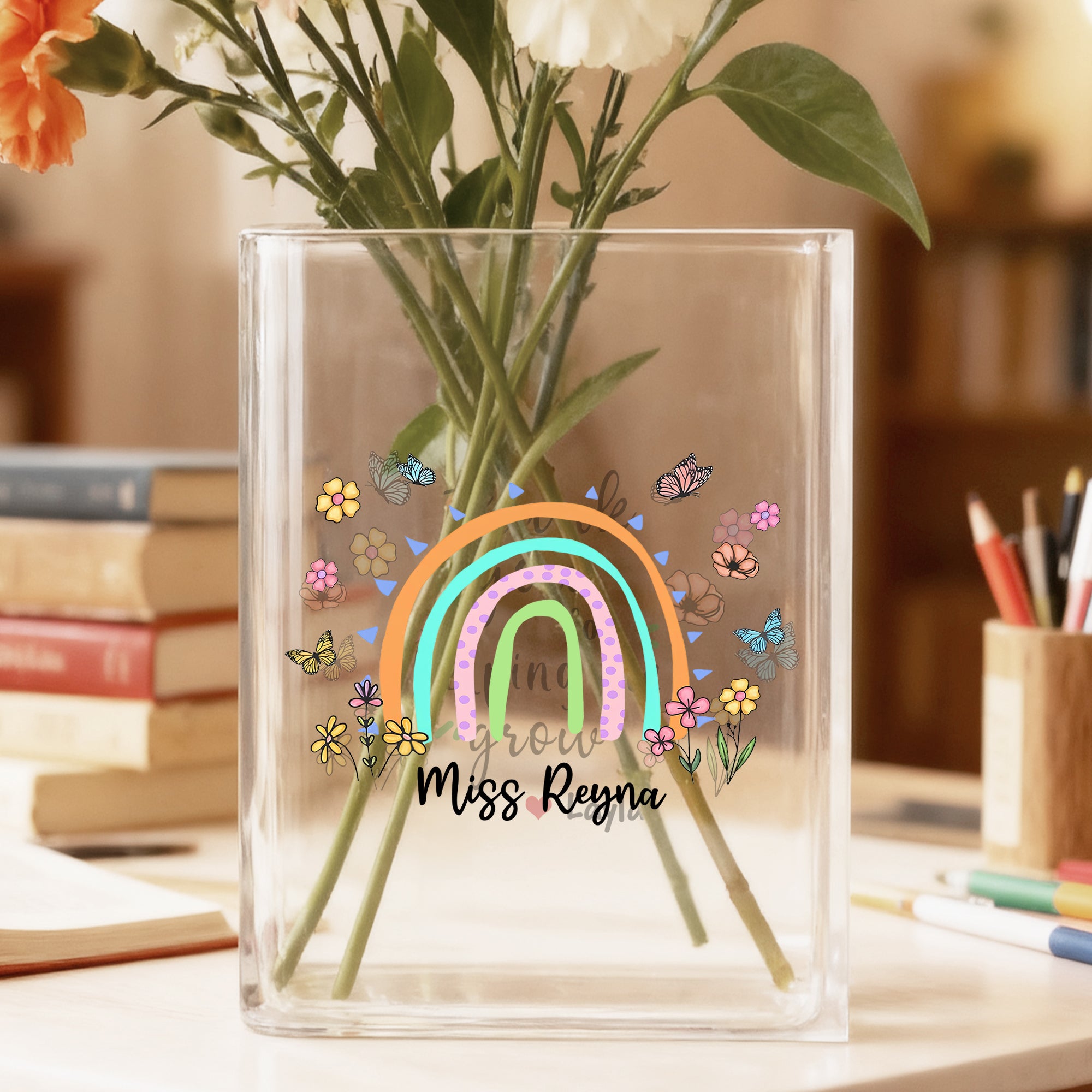 Gracias por ayudarme a crecer Jarrón transparente para libros personalizado con nombre Decoración para la habitación Regalo de agradecimiento por el Día del Profesor para maestros amantes de los libro