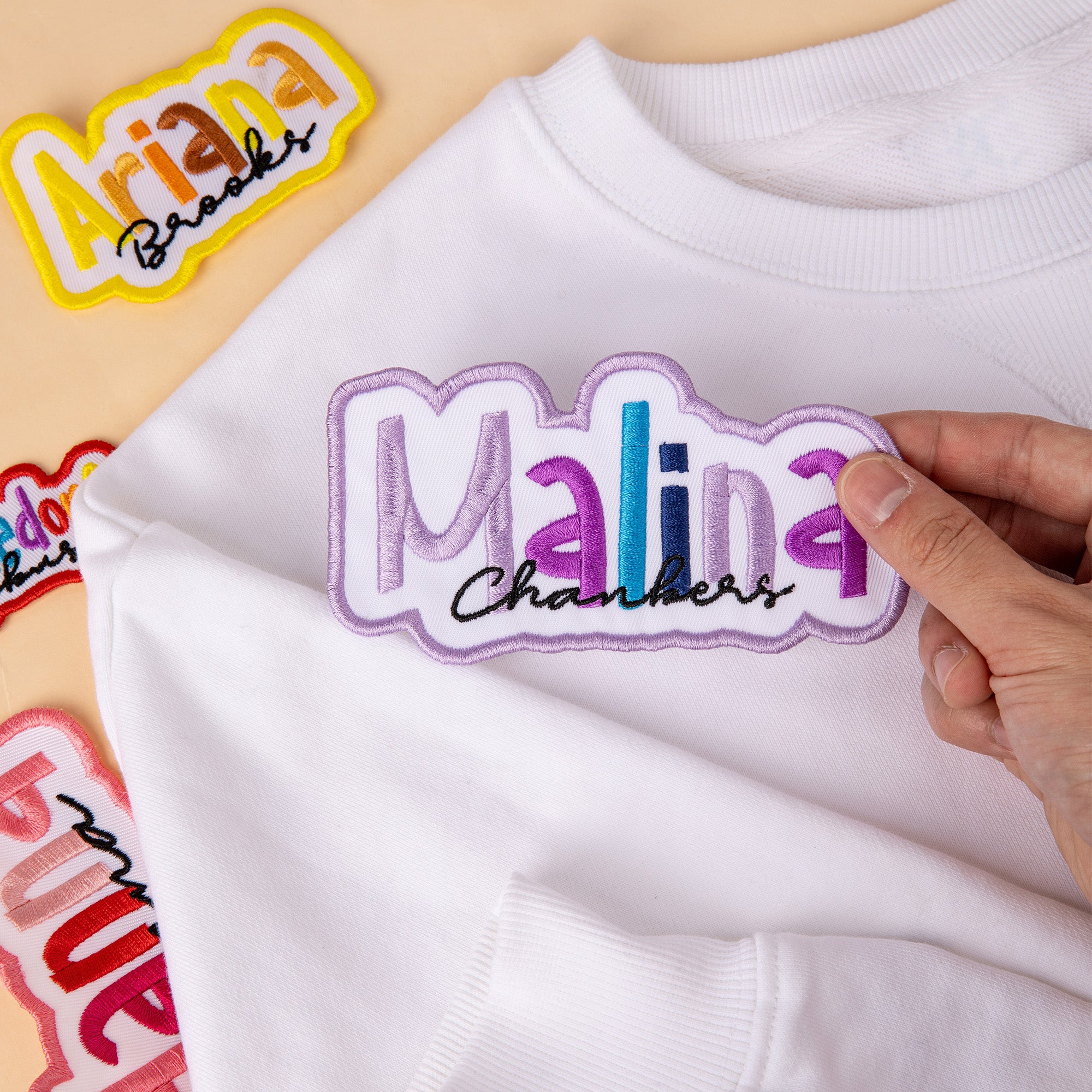 Parche bordado multicolor personalizado con nombre Accesorios para eventos deportivos Regalo de cumpleaños para niños en la vuelta al cole