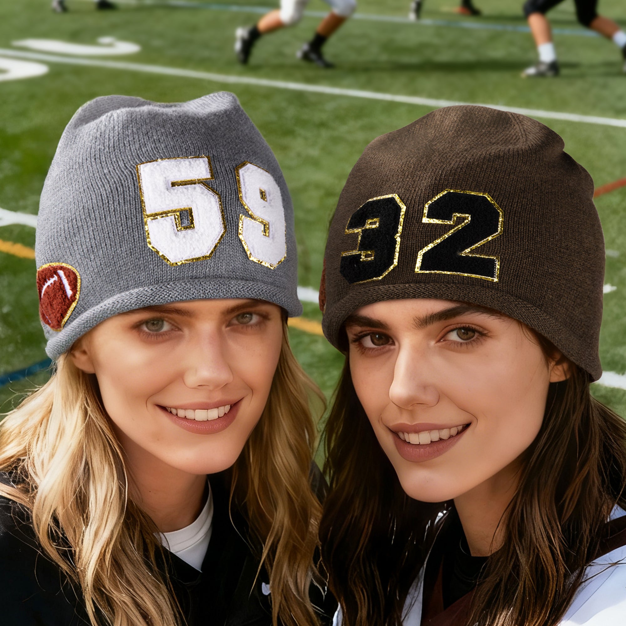 Gorro de punto personalizado multicolor de mamá futbolista con número de jugador Accesorio de invierno Regalo de cumpleaños para mamás futbolistas