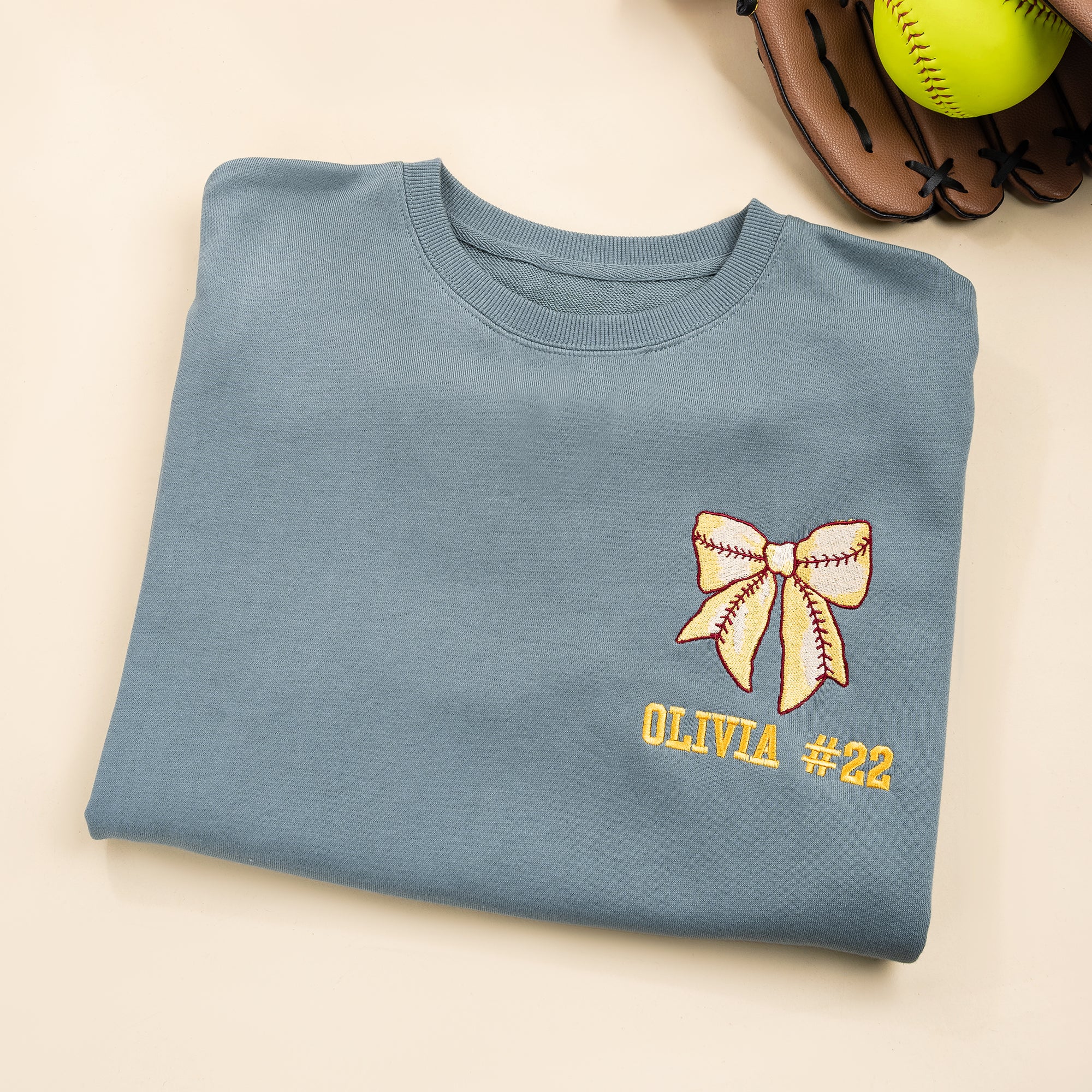 Personalizado Deportes Ball Bow Multicolor Camiseta Sudadera Sudadera con capucha con texto bordado Cumpleaños Aniversario Regalo para Mujeres Entusiastas del Deporte