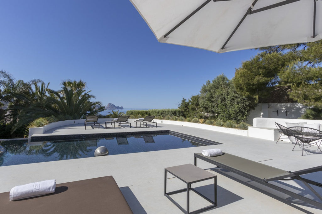 Stylish Ibiza Villa with Direct Views of Es Vedrà in Sant Josep
