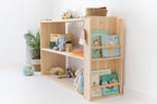 Estantería Montessori con librería al costado