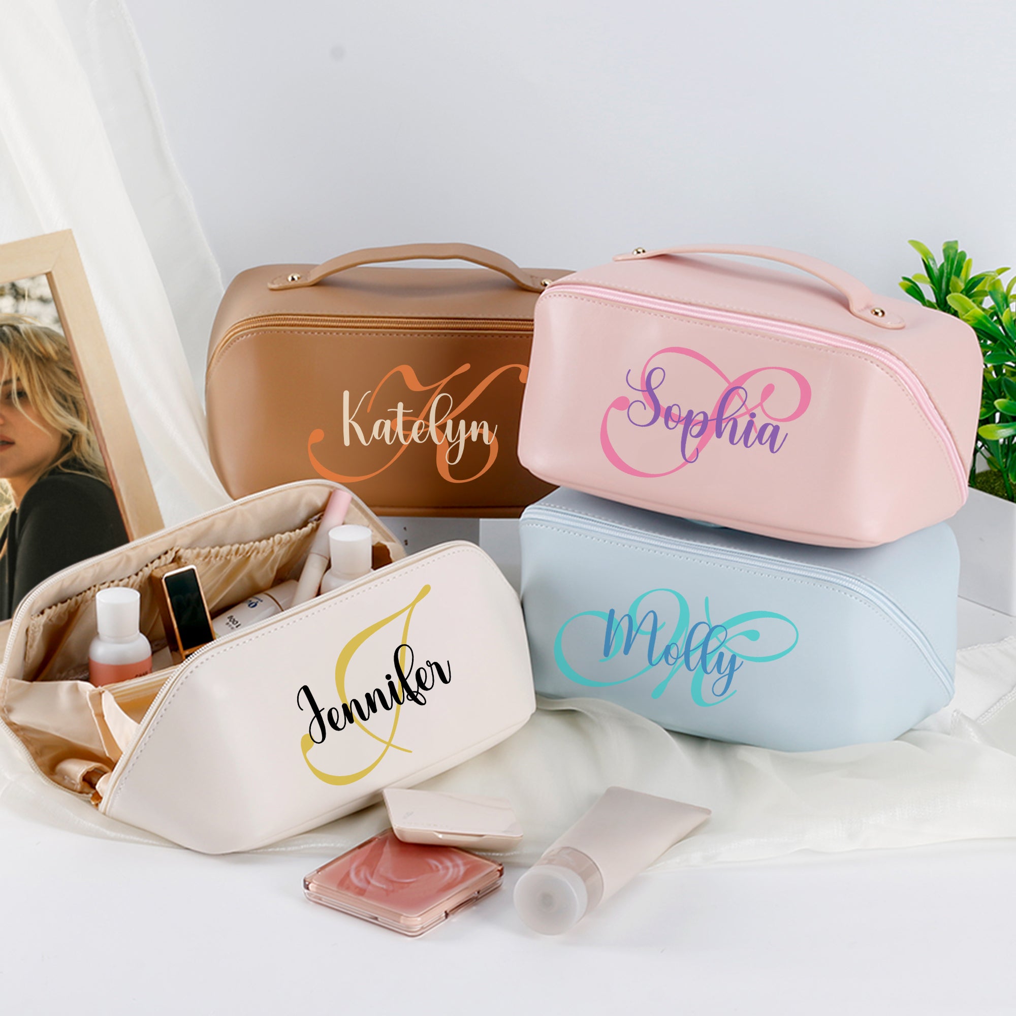 Personalizada Inicial PU Bolsa de maquillaje de cuero con nombre Accesorios de viaje Cumpleaños Aniversario Regalo para ella
