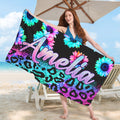 Toalla de playa personalizada con estampado de leopardo y flores de girasol de neón de secado rápido con nombre Fiesta en la playa Regalo de cumpleaños para familiares y amigos