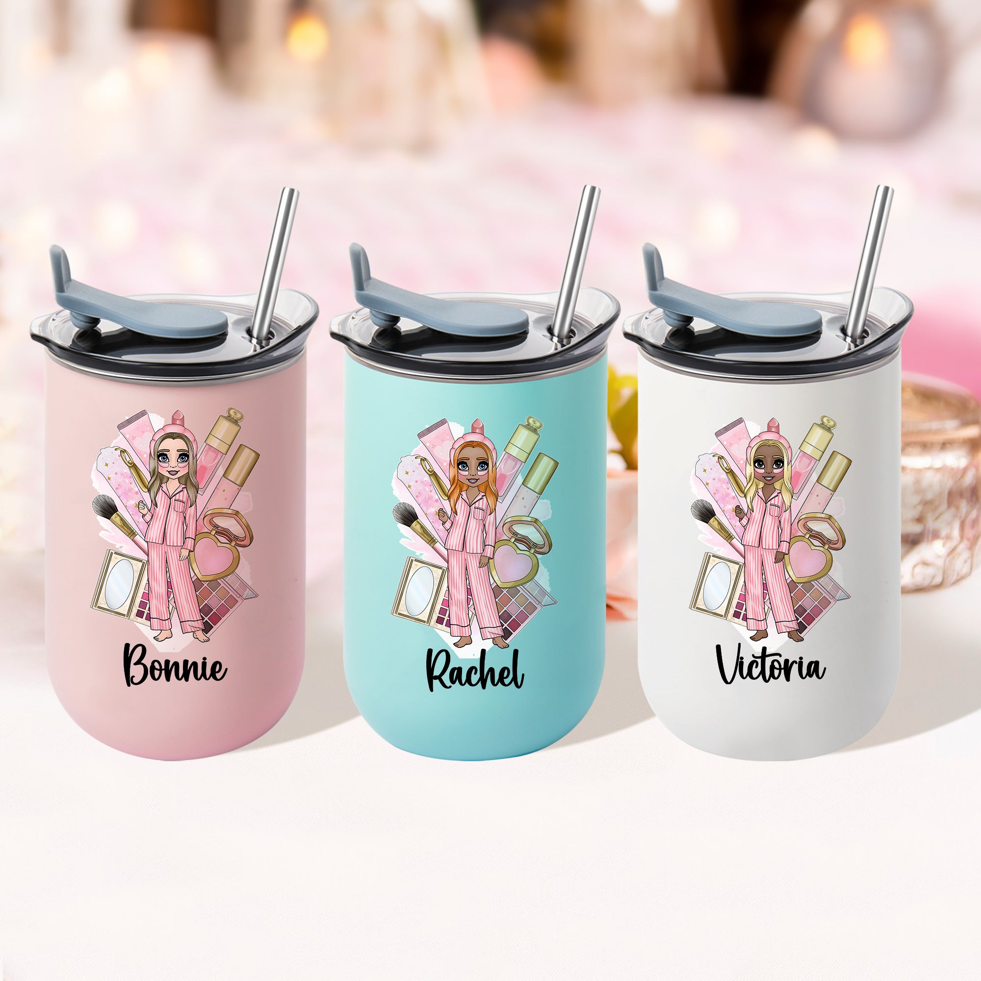 Vaso isotérmico de 10 oz con tapa abatible y pajita personalizado con el nombre de una chica en pijama de dibujos animados Regalo de cumpleaños de aniversario para mujer