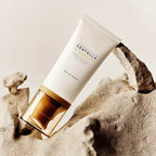 Skin1004 - Protector Solar Ligero con Centella de Madagascar – Air-Fit Suncream Light SPF50+ PA++++ (50ml)