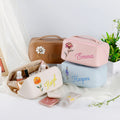 Personalizado Retro Nacimiento Flor de cuero de ancho abierto bolsa de maquillaje con nombre Día de la Madre Cumpleaños de regalo para las mujeres
