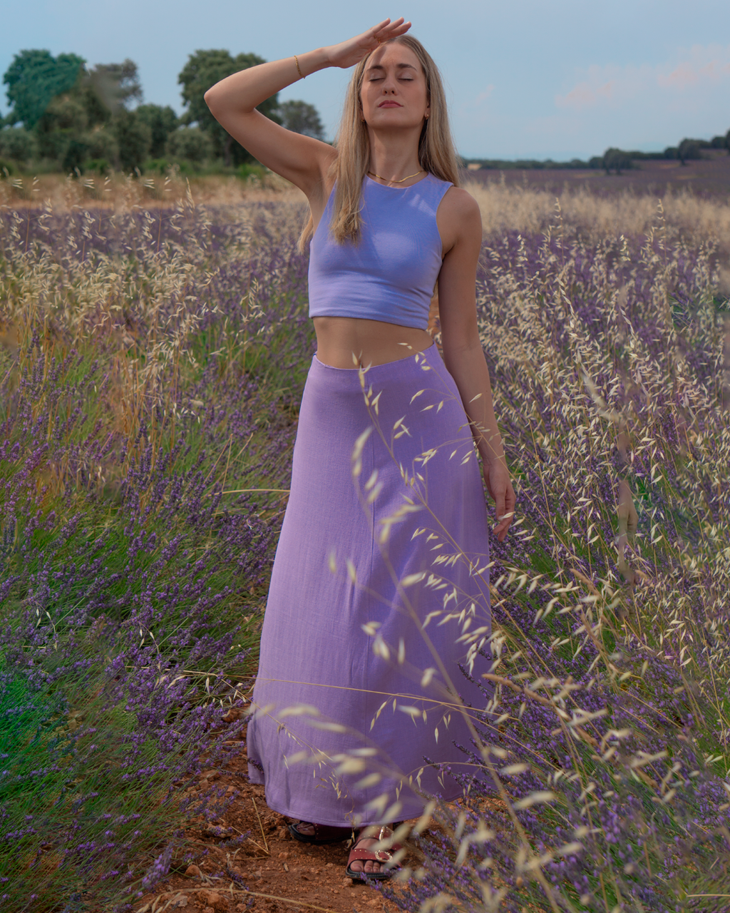 falda brisa violeta △