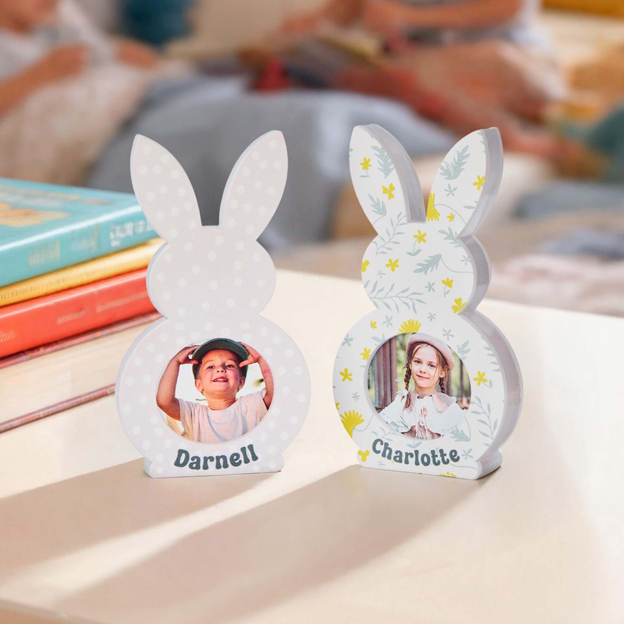 Personalizado lindo conejito de la flor de onda de punto de acrílico marco de fotos con foto y nombre de Pascua Cumpleaños de regalo para niños Niños Niñas