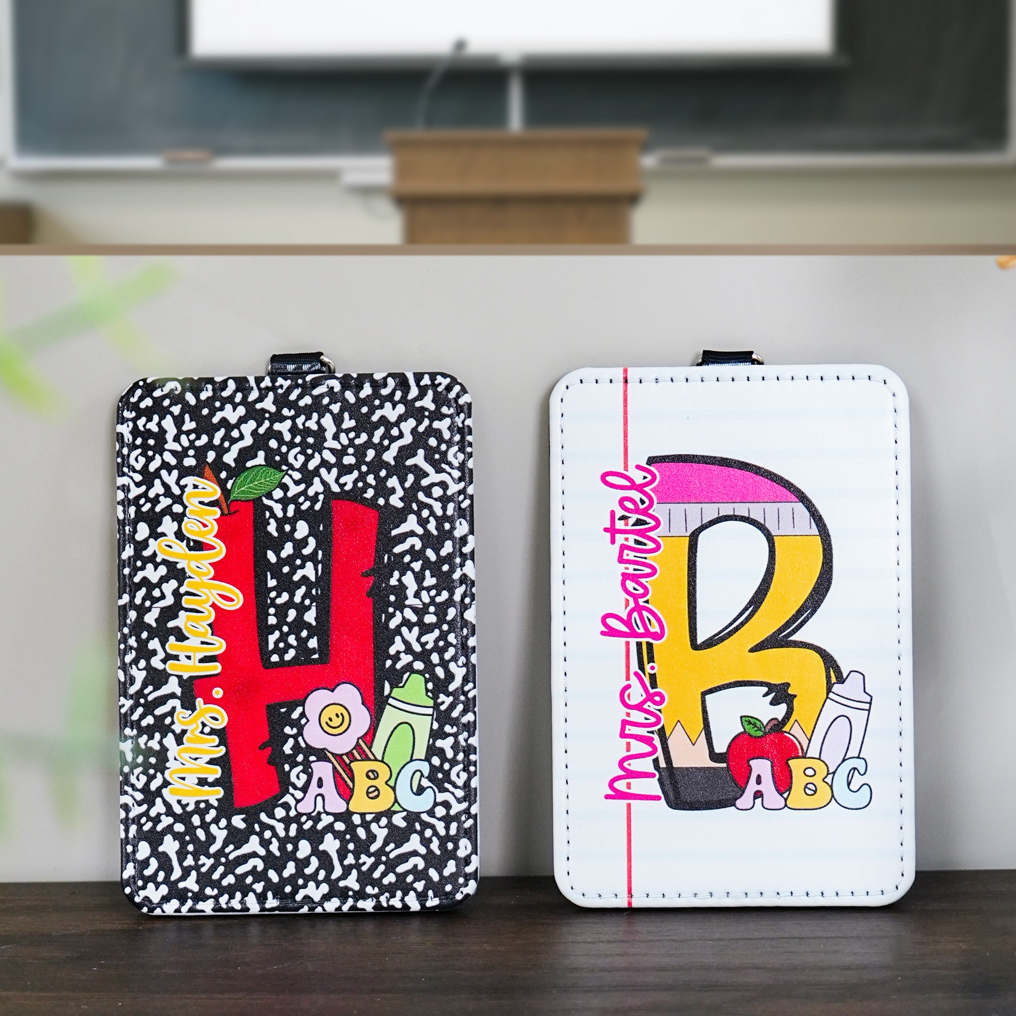 Personalizado lápiz composición cuaderno de papel de cuero de la PU titular de la insignia de identificación con el texto de vuelta a la escuela Apreciación regalo para el profesor
