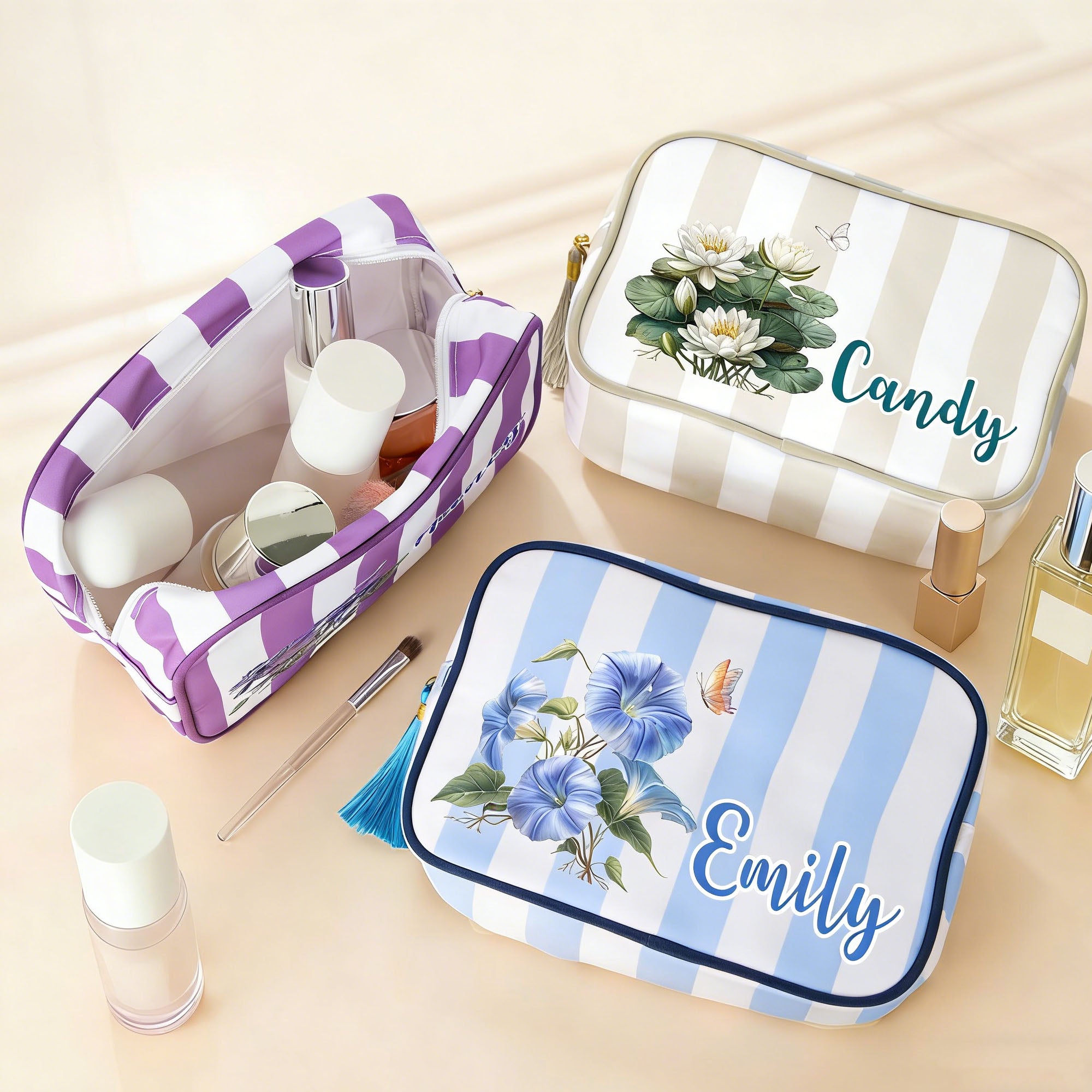 Bolsa de maquillaje personalizada con nombre y borla de rayas de flores de nacimiento multicolor Regalo esencial de cumpleaños Día de la Madre para mujer