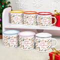 Taza esmaltada con nombre y borde multicolor de 12 oz. personalizada con el reno del árbol de Navidad y el hombre de jengibre Regalo de fiesta de Navidad para niños