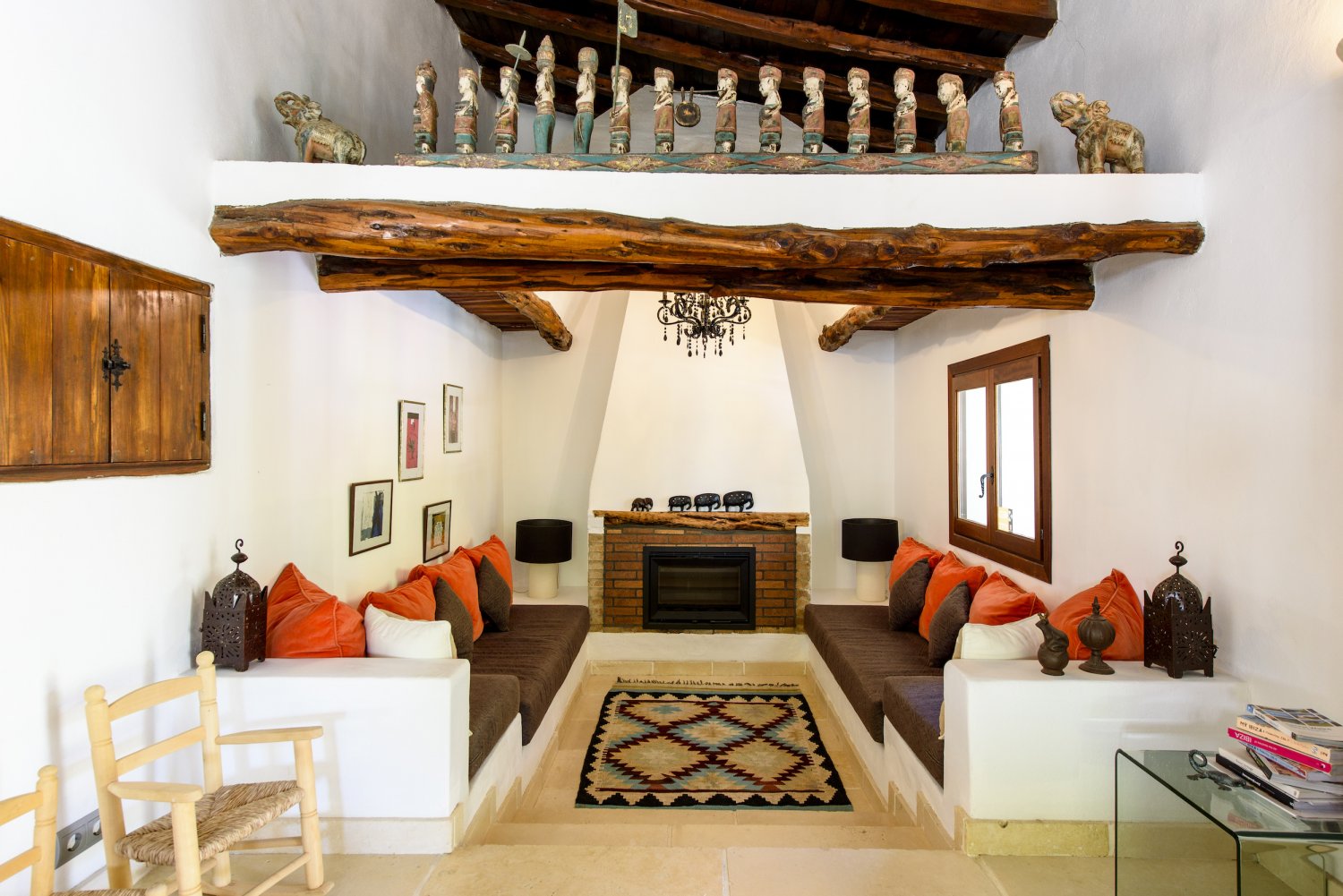 200-Year-Old Classic Ibizan Farmhouse Finca with Cozy Interiors in Ibiza Town