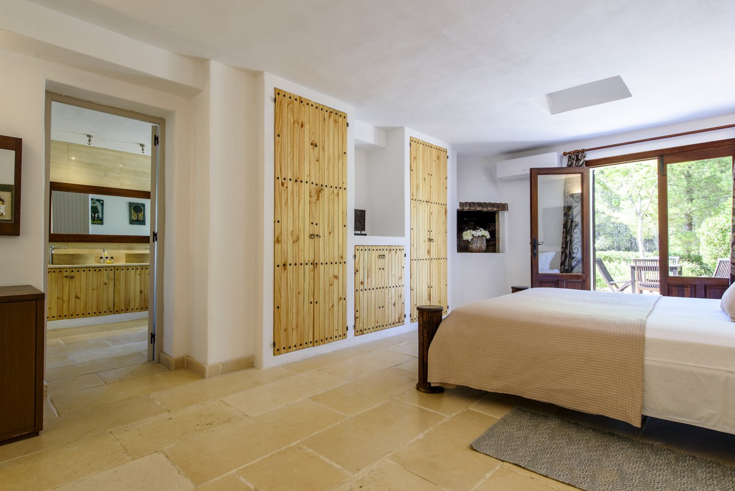 200-Year-Old Classic Ibizan Farmhouse Finca with Cozy Interiors in Ibiza Town