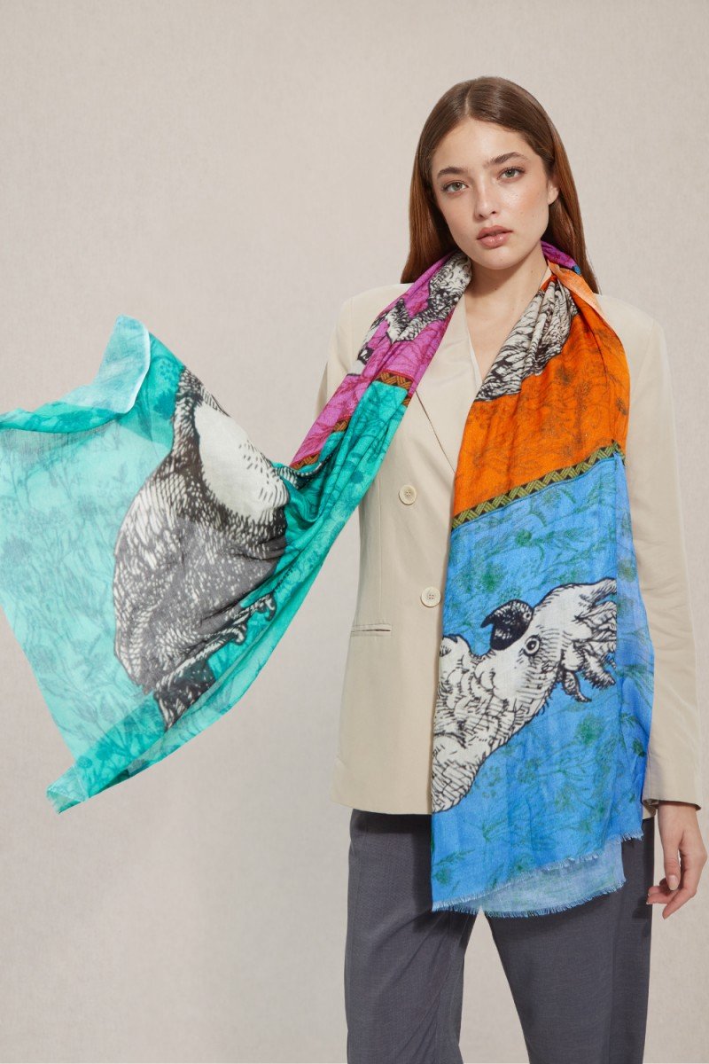 FULAR ESTAMPADO CUATRO AVES