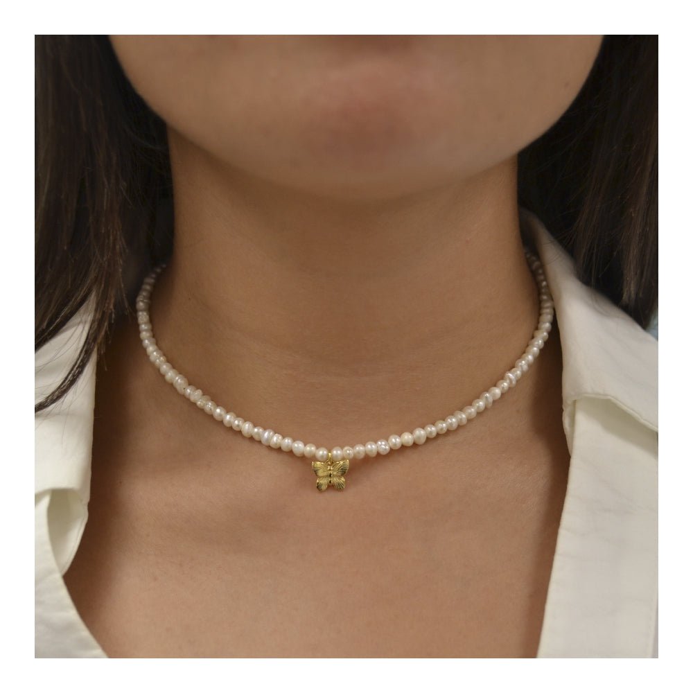 Gargantilla 'Honey' - Perlas con Amuleto de Abeja