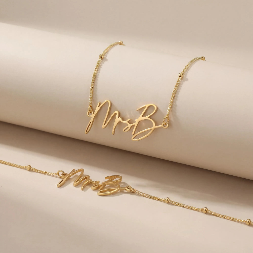 Mrs Necklace & Mrs Bracelet Pair - Sterling Silver / Style 3