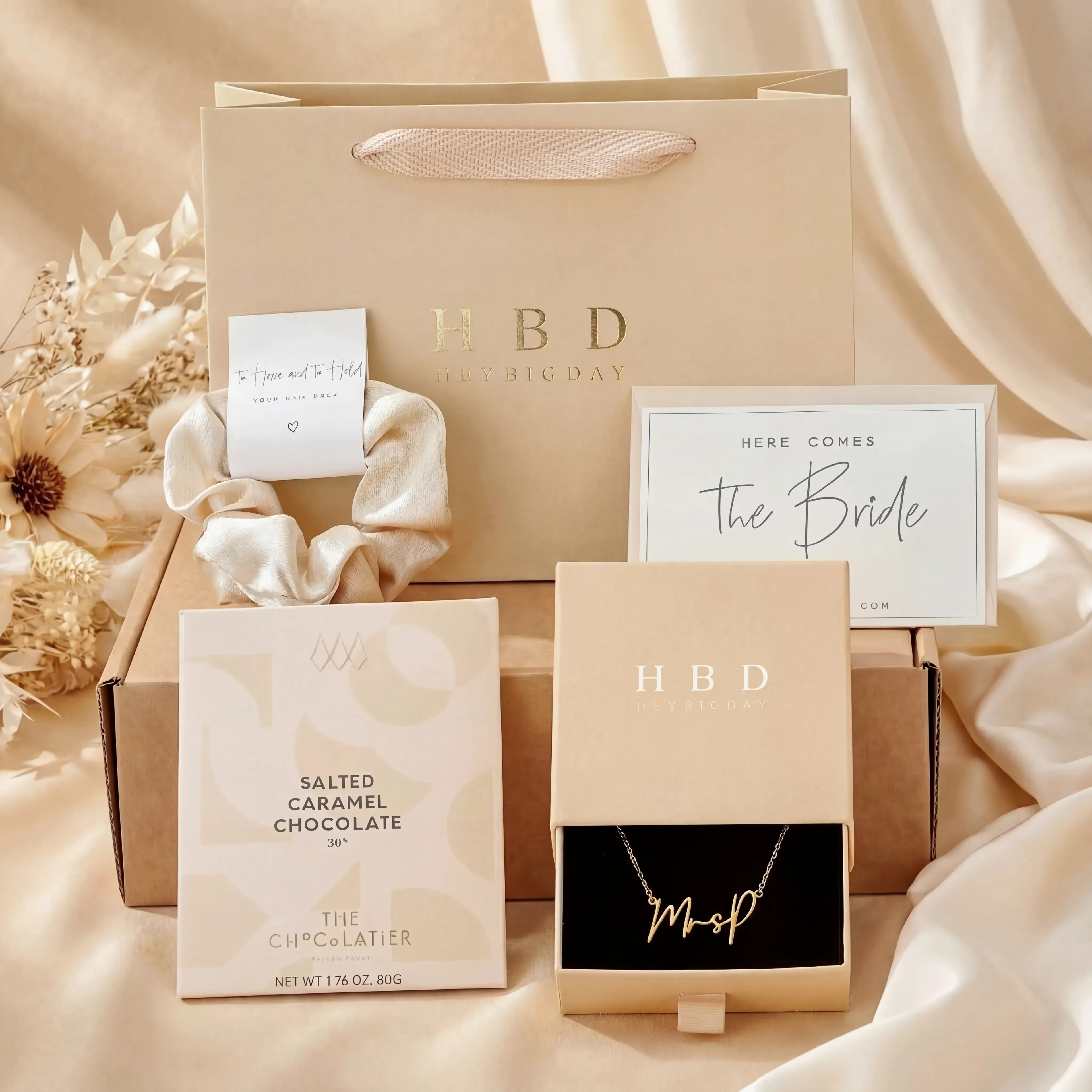 "Mrs" Necklace Bride To Be Gift Box Set - Sterling Silver / Style 2