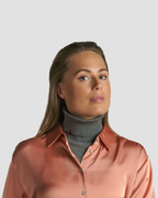 Jersey de cuello vuelto minimo mujer gris