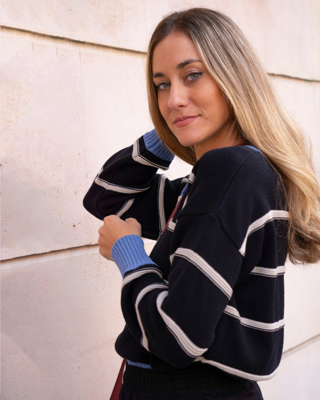 jersey herencia tejida negro ▢