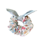 Meadow Dachshunds - Scrunchie with bow