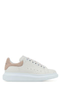Zapatillas Alexander McQueen de piel y ante — Blancas