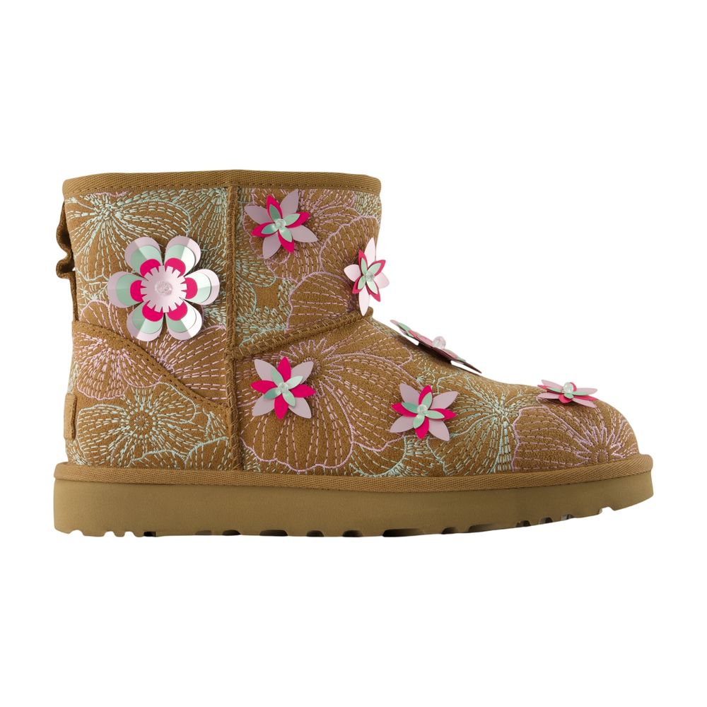UGG Ankle Boot — Brown