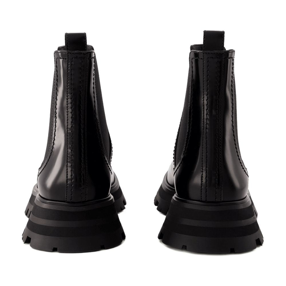 Alexander McQueen Polished Leather Chelsea Boot — Black
