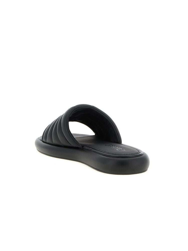 Pantufla Pinko — Negro