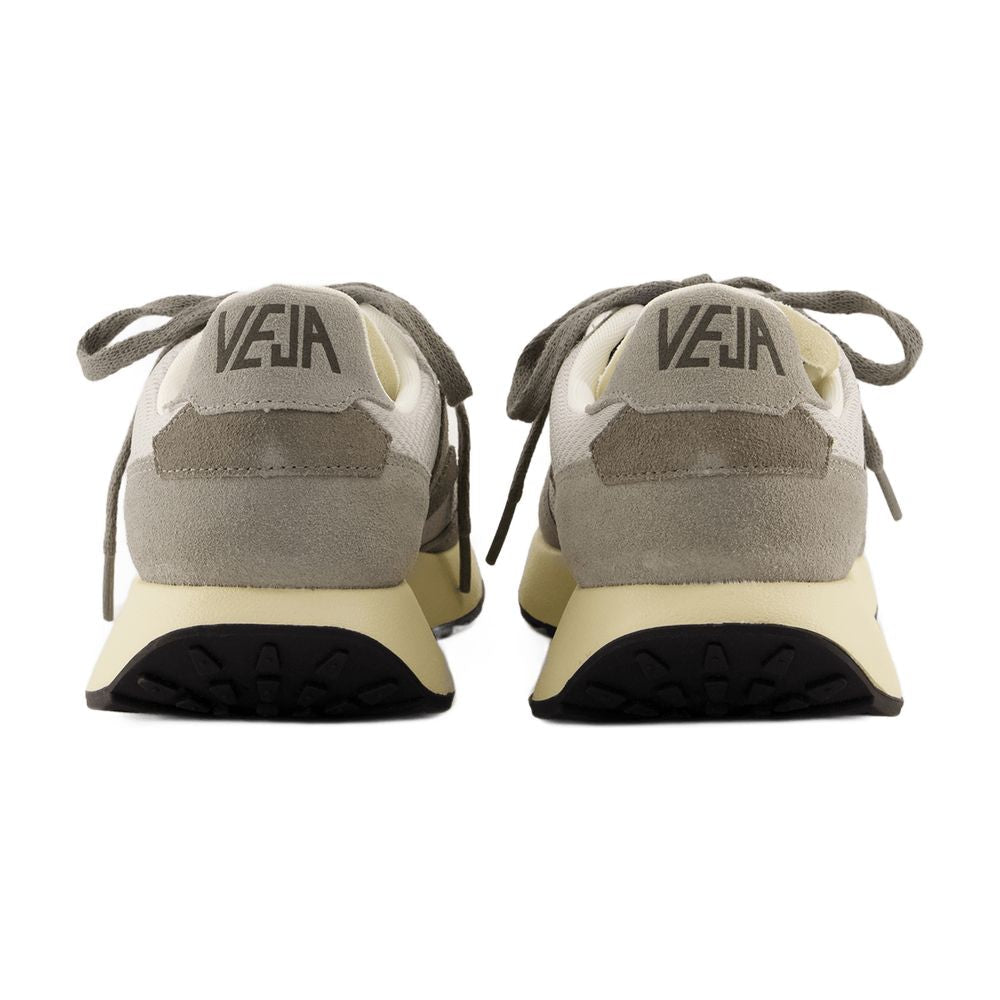 Veja Paulistana Sneaker — Gray