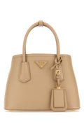 Bolso de mano Prada de piel Saffiano — Beige