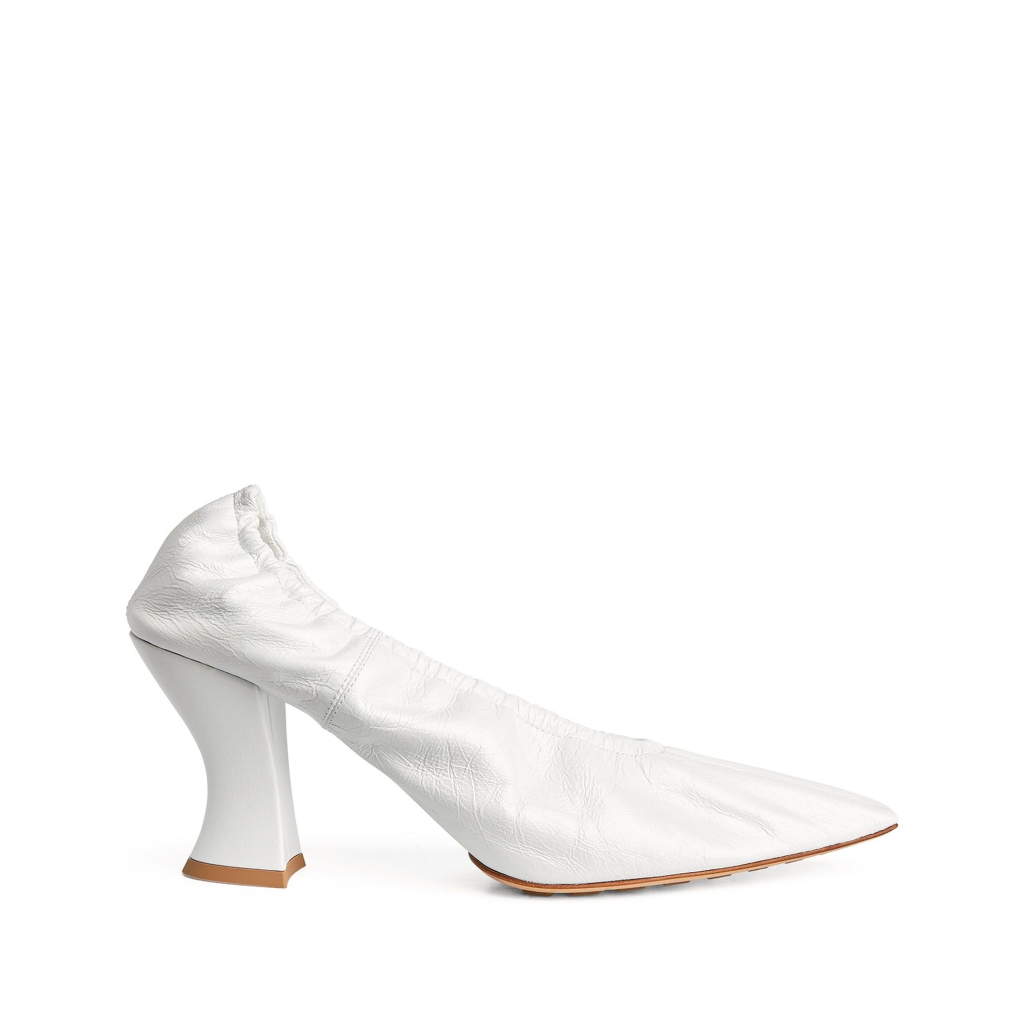 Bottega Veneta Almond 75mm Pump Pump — White