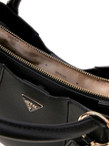 Bolso de hombro Guess Darcy Girlfriend — Negro