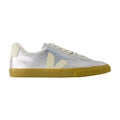 Veja Sneaker — Silver