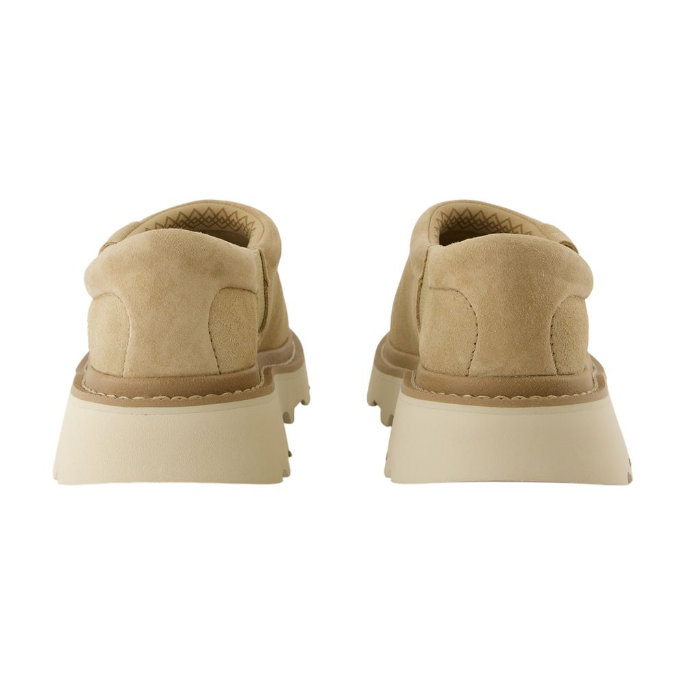 UGG Tasman Flat — Beige