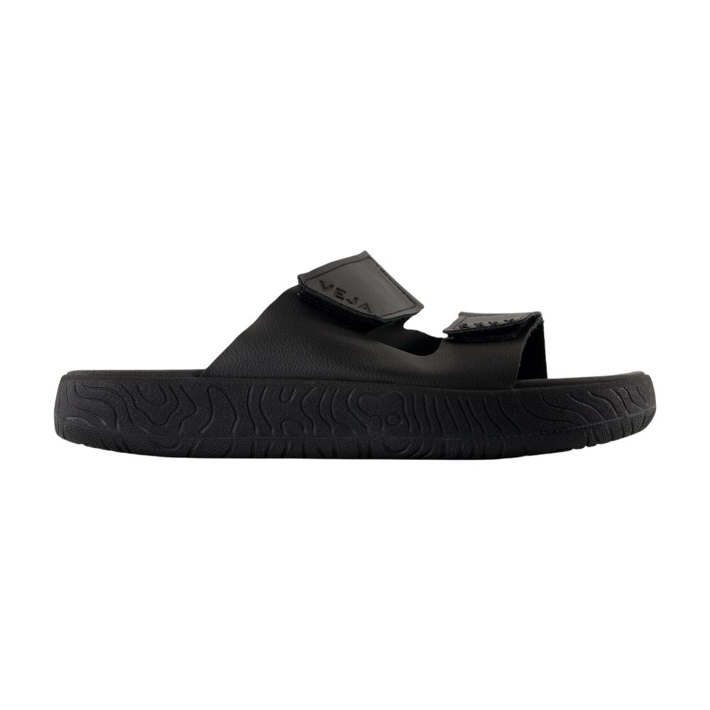 Veja Etna Sandals — Black