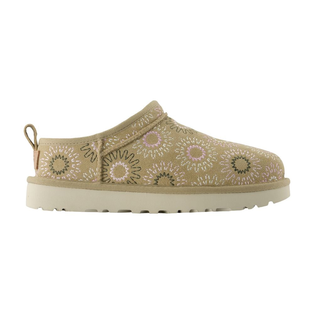 UGG Sun Stitch Embroidered Calfskin Slipper — Beige