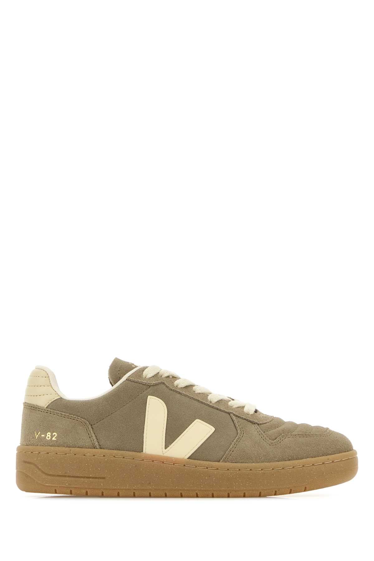 Veja Taucalnat Sneaker — Taupe
