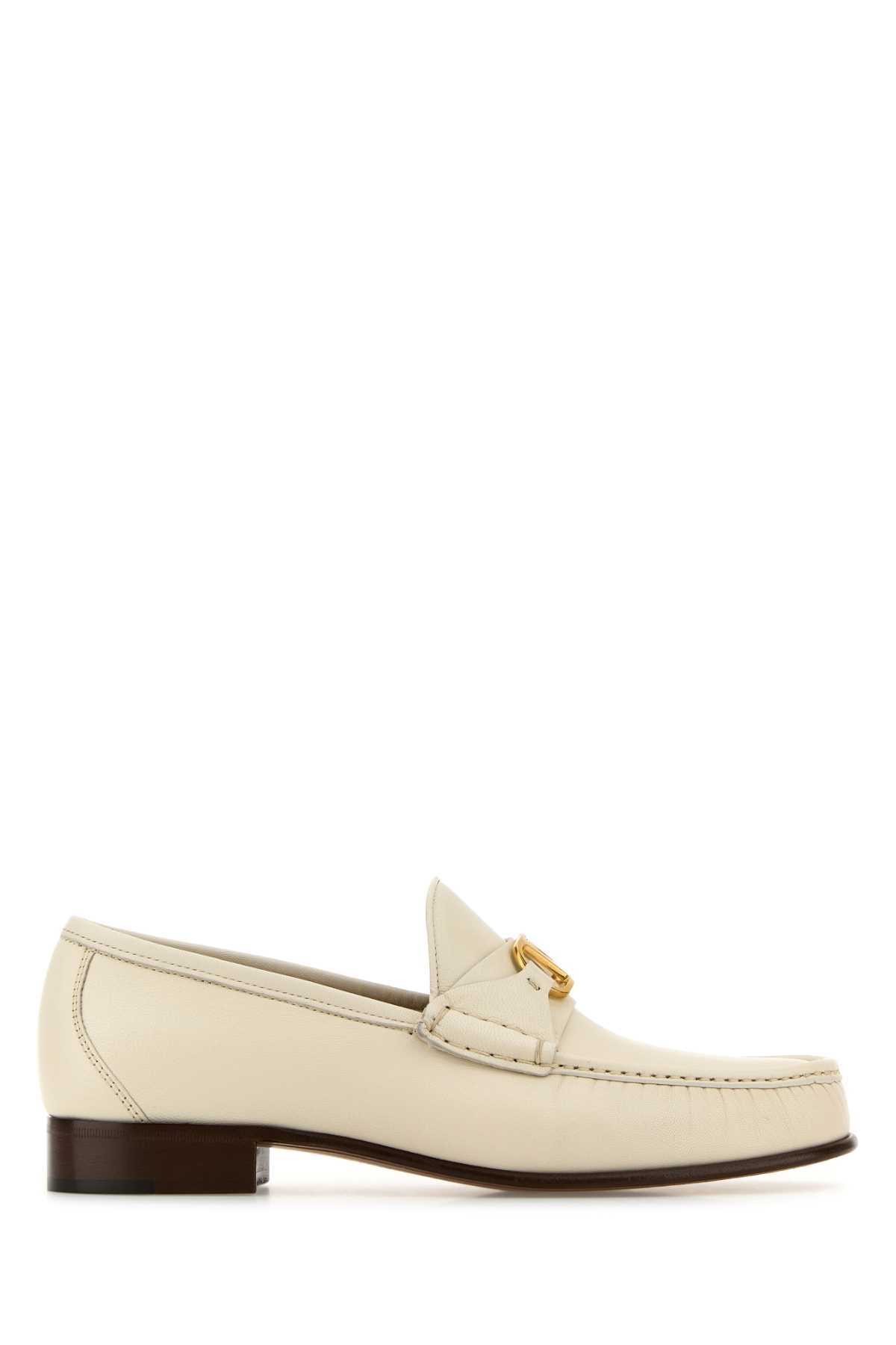 Valentino Garavani Vlogo Loafer — Ivory