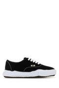 Unisex Black Canvas Sneakers