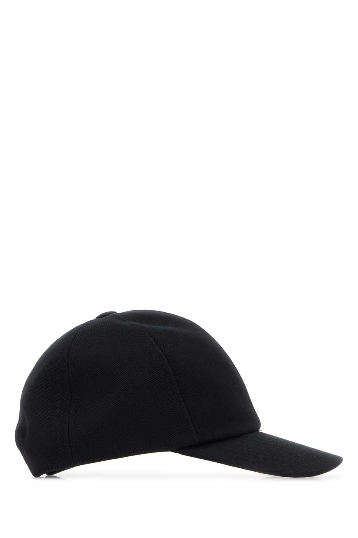 Black Exterior: Cotton Cappelli