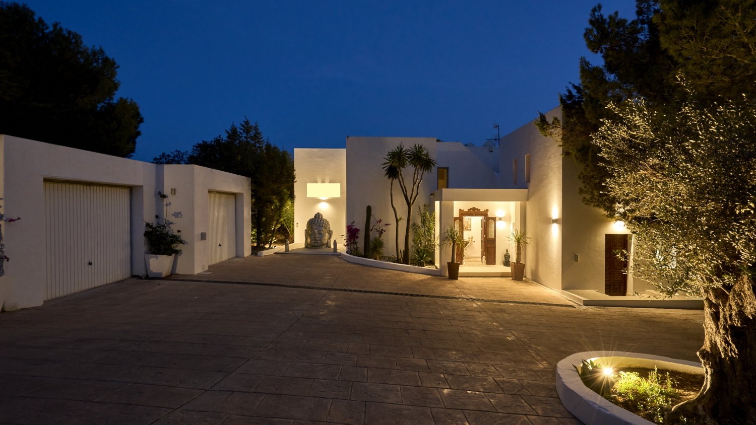 Exclusive Ibiza Villa with Private Beach Access, Beautiful Interiors and Breathtaking Views near Es Cubells
