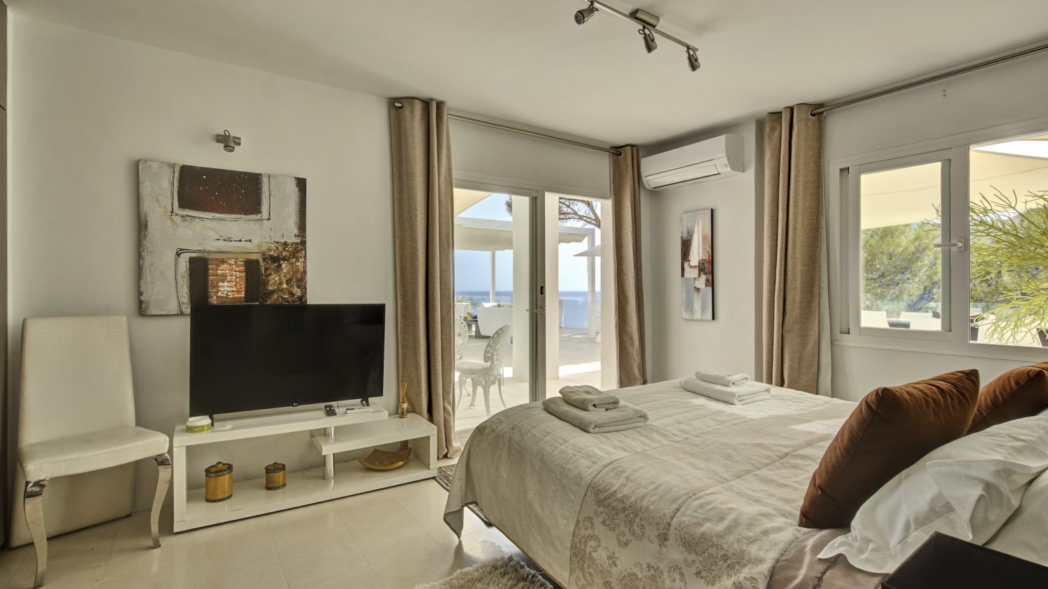 Exclusive Ibiza Villa with Private Beach Access, Beautiful Interiors and Breathtaking Views near Es Cubells