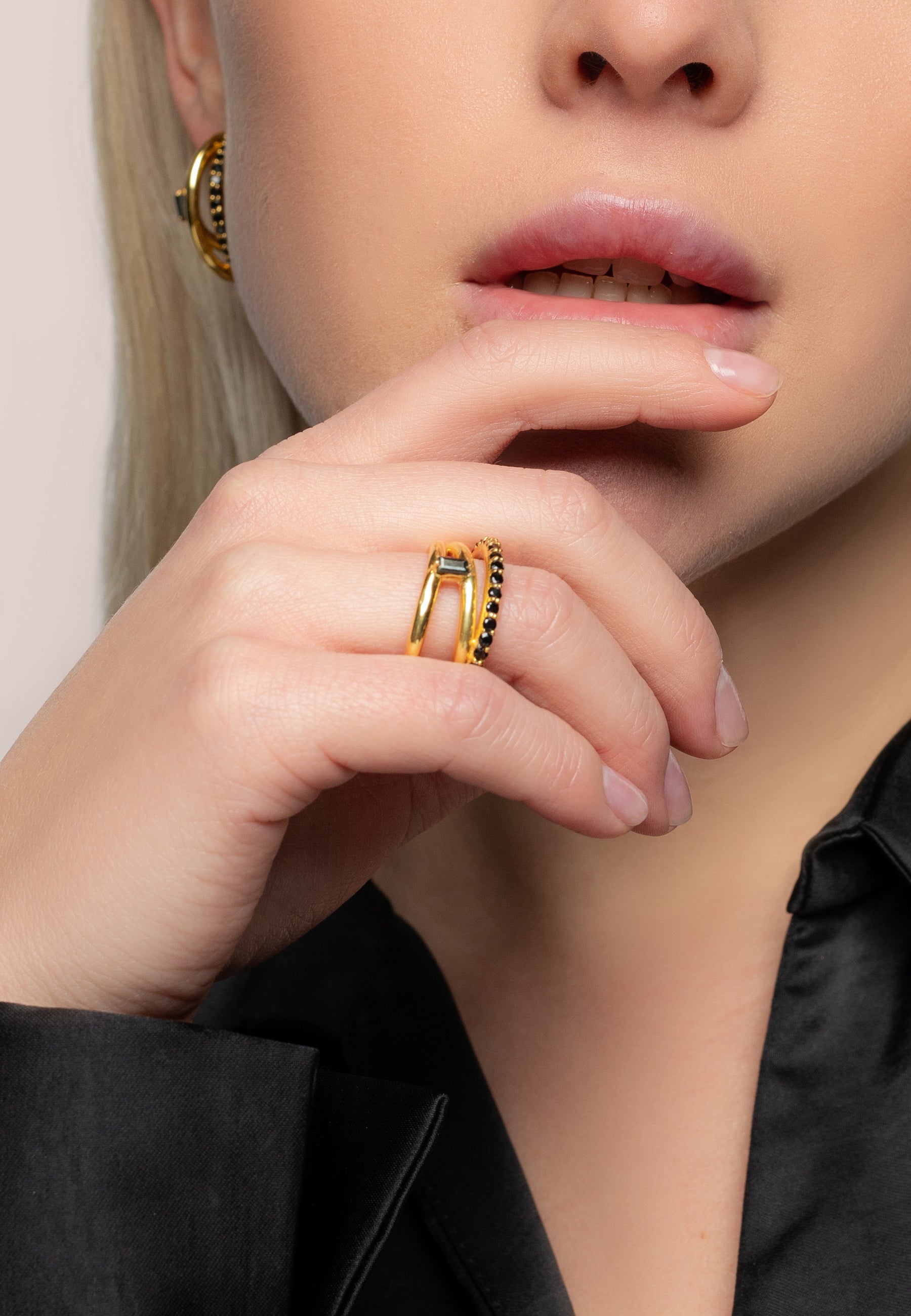 Anillo Idol Negro